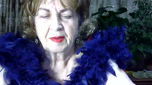 Emma52610 online show from February 13, 2026, 4:36 pm