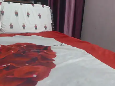 prettyindiandoll online show from June 4, 2026, 4:29 am