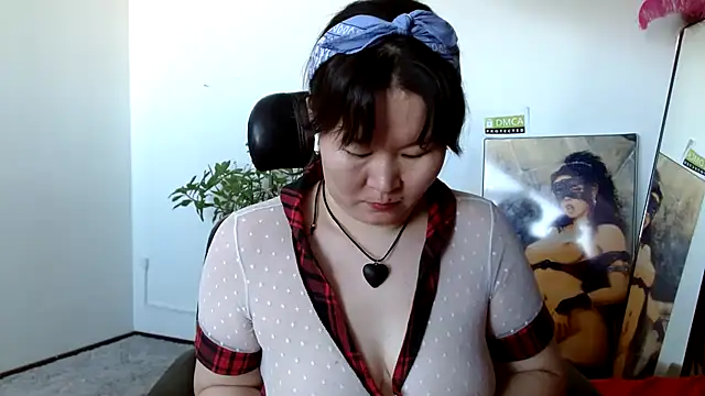 Akira xx online show from February 6, 2025, 9:00 am