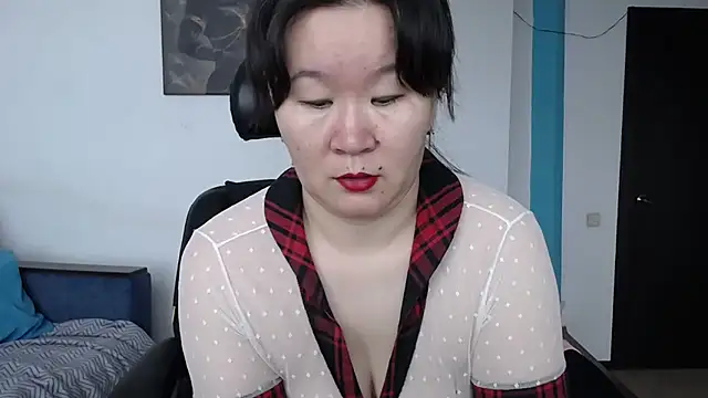 Snapshot of Akira_xx chatting on March 18, 2026, 2:37 am Akira xx online show from March 18, 2026, 2:37 am