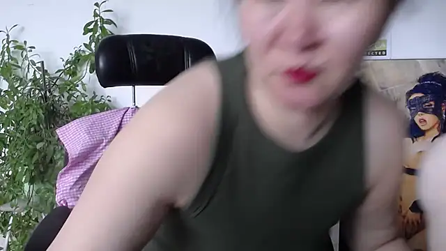 Snapshot of Akira_xx chatting on April 16, 2026, 2:56 am Akira xx online show from April 16, 2026, 2:56 am