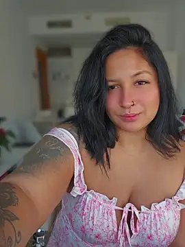 DannaaMeliza online show from July 7, 2026, 6:58 am