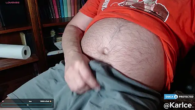 Snapshot of karlce chatting on June 1, 2026, 2:35 am karlce online show from June 1, 2026, 2:35 am