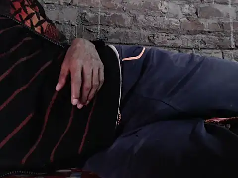 ThethunderPo online show from December 29, 2024, 3:13 pm