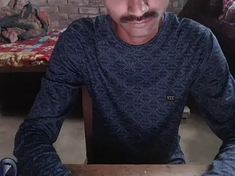 ThethunderPo online show from April 20, 2026, 2:03 am