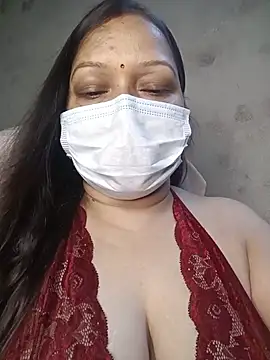 Snapshot of naughtymadam chatting on May 16, 2026, 5:48 am naughtymadam online show from May 16, 2026, 5:48 am