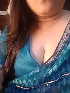 Snapshot of naughtymadam chatting on May 19, 2026, 6:09 am naughtymadam online show from May 19, 2026, 6:09 am
