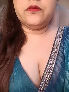 Snapshot of naughtymadam chatting on May 23, 2026, 5:56 am naughtymadam online show from May 23, 2026, 5:56 am
