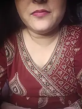 Snapshot of naughtymadam chatting on June 26, 2026, 6:18 am naughtymadam online show from June 26, 2026, 6:18 am
