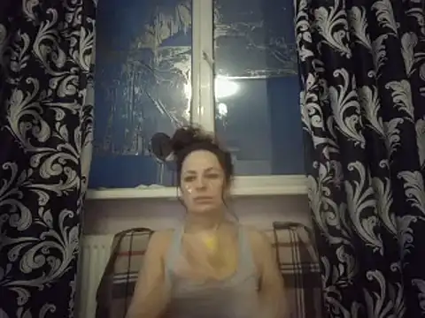 LindaStarS online show from February 4, 2025, 4:48 am