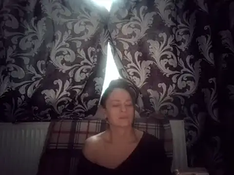 LindaStarS online show from February 5, 2025, 2:48 pm