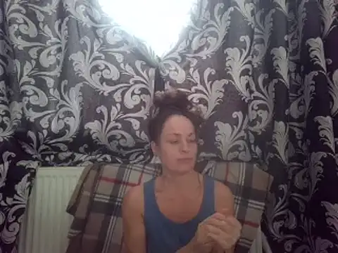 LindaStarS online show from February 16, 2025, 7:48 am