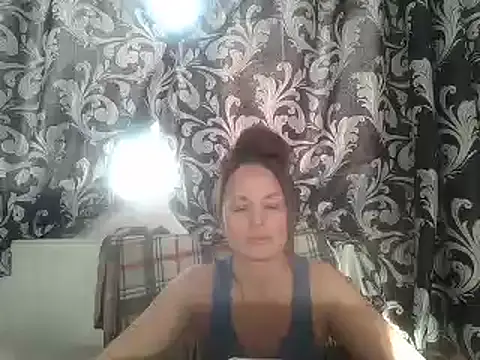 LindaStarS online show from February 18, 2025, 1:55 pm