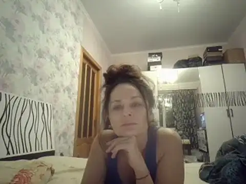 LindaStarS online show from February 18, 2025, 4:59 pm