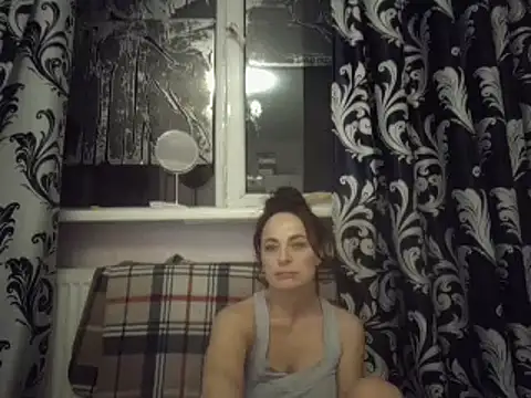 LindaStarS online show from March 1, 2025, 5:05 pm