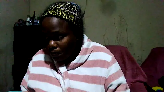 sexybigboobz online show from July 7, 2026, 2:58 am