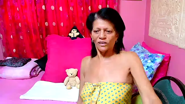 SLUTTYROXY online show from February 3, 2025, 9:30 am