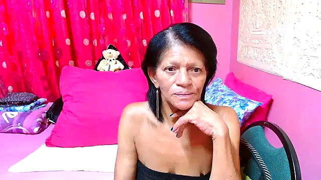 SLUTTYROXY online show from February 6, 2025, 7:56 am