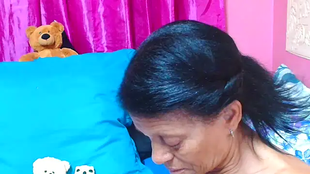 SLUTTYROXY online show from March 19, 2025, 5:30 am