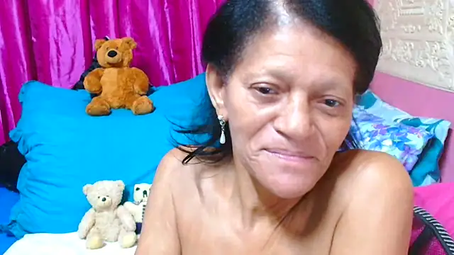 SLUTTYROXY online show from March 19, 2025, 8:43 pm