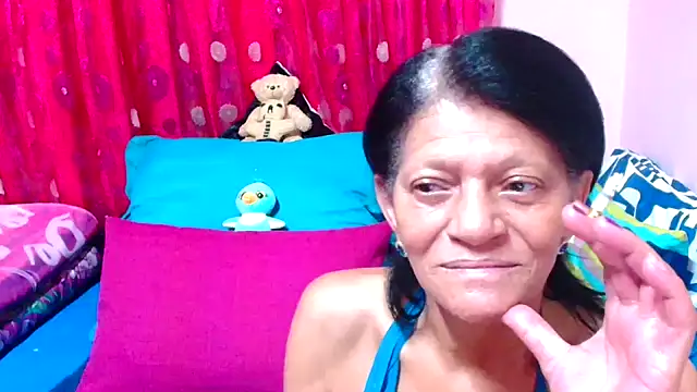 SLUTTYROXY online show from October 13, 2025, 6:19 pm