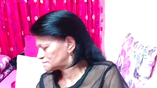 SLUTTYROXY online show from November 8, 2025, 2:45 am