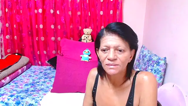 SLUTTYROXY online show from March 20, 2026, 4:39 am