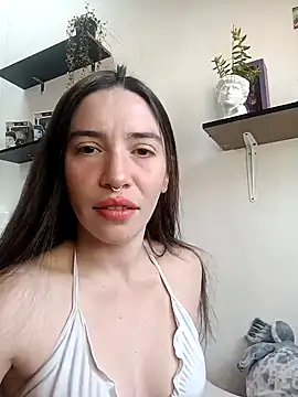 Snapshot of loveuu-bae chatting on January 14, 2025, 9:41 pm loveuu-bae online show from January 14, 2025, 9:41 pm