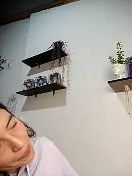 Snapshot of loveuu-bae chatting on February 9, 2025, 12:49 am loveuu-bae online show from February 9, 2025, 12:49 am