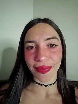 loveuu-bae online show from February 5, 2026, 1:43 am