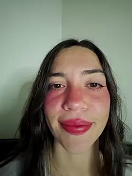 loveuu-bae online show from March 20, 2026, 3:33 am