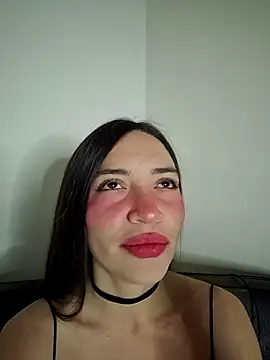 loveuu-bae online show from March 25, 2026, 3:01 am