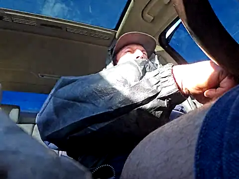 UncutHammer69 online show from February 17, 2026, 12:07 am