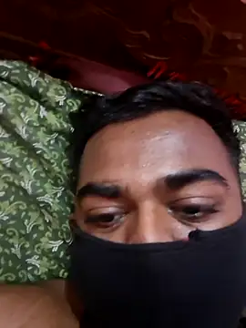 BlackHairy man online show from May 28, 2026, 5:10 pm