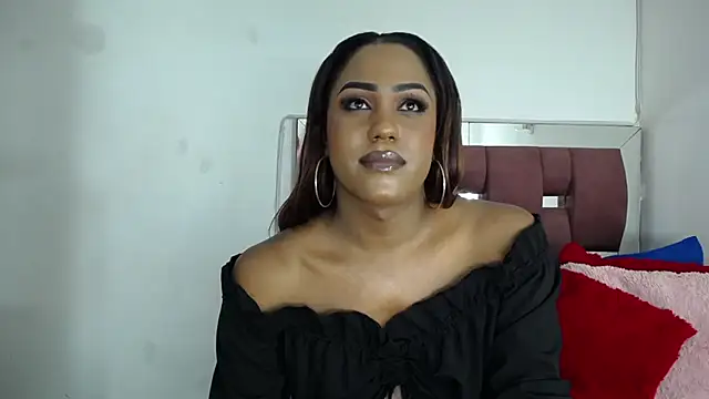 LoraineBigCockTs online show from October 29, 2025, 8:54 pm