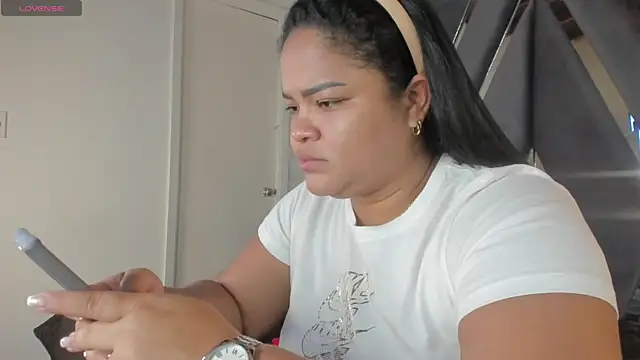 Snapshot of moonsweet1 chatting on February 28, 2025, 7:03 pm moonsweet1 online show from February 28, 2025, 7:03 pm