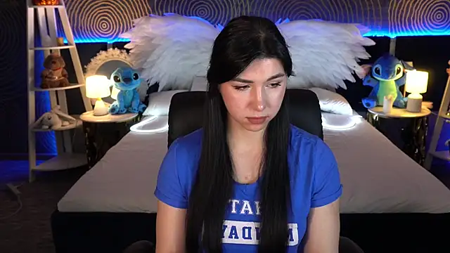 EmilyCandyy online show from November 10, 2025, 7:18 am