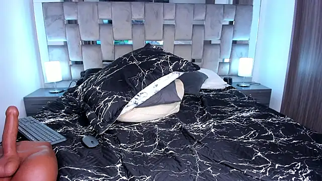 Cammiila online show from February 21, 2025, 8:16 pm