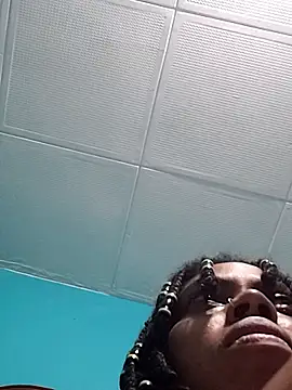 HONEYSWEETS LIVE online show from November 6, 2025, 3:29 am