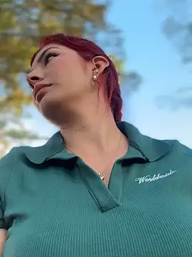 LINDA PATTY94 online show from December 27, 2024, 10:26 pm