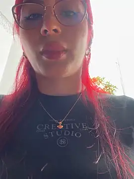 LINDA PATTY94 online show from December 29, 2024, 4:08 pm