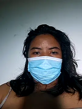 Artinah22 online show from March 11, 2026, 10:49 pm