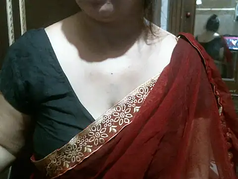 Snapshot of UrsMansi chatting on April 29, 2026, 6:50 am UrsMansi online show from April 29, 2026, 6:50 am