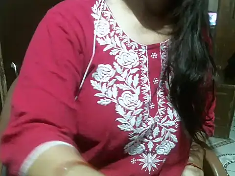 Snapshot of UrsMansi chatting on April 30, 2026, 6:31 am UrsMansi online show from April 30, 2026, 6:31 am
