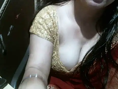 Snapshot of UrsMansi chatting on May 30, 2026, 11:35 pm UrsMansi online show from May 30, 2026, 11:35 pm