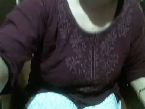 Snapshot of UrsMansi chatting on July 25, 2026, 4:54 am UrsMansi online show from July 25, 2026, 4:54 am