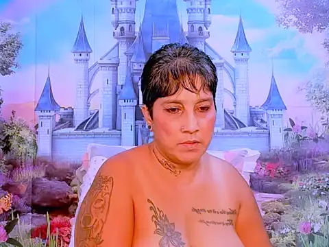 indianroxy online show from February 21, 2025, 11:32 pm