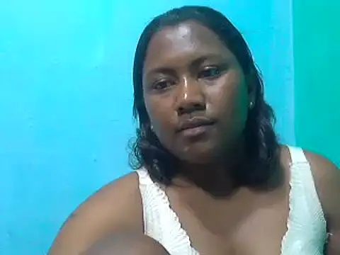 cutybigass online show from October 6, 2025, 6:27 pm