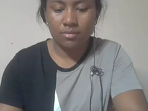 cutybigass online show from July 16, 2026, 6:36 pm