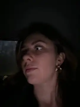 Snapshot of MariiD chatting on December 24, 2024, 1:28 pm MariiD online show from December 24, 2024, 1:28 pm